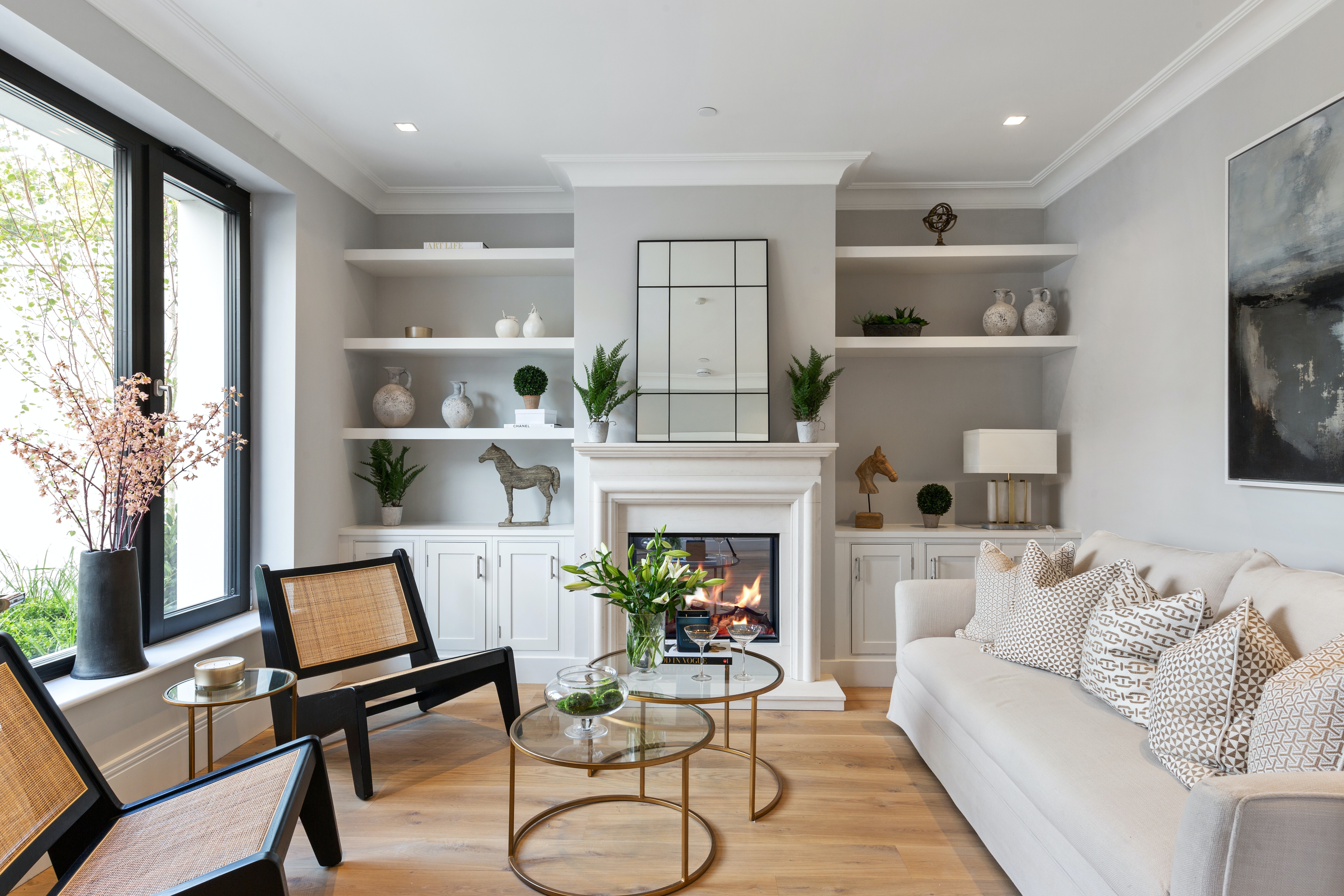 Socializing in a welcoming home. Livingroom with fireplace